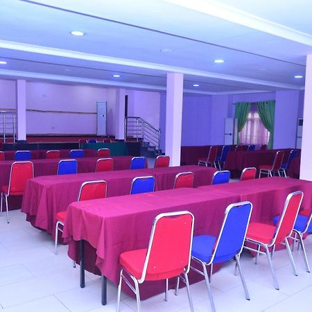 Best Western Meloch Hotel Awka Buitenkant foto