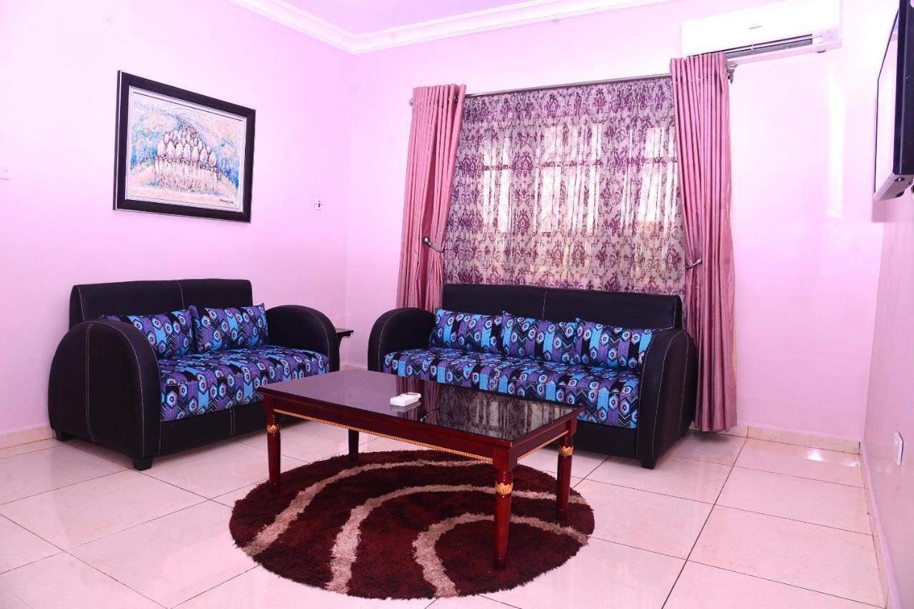 Best Western Meloch Hotel Awka Buitenkant foto