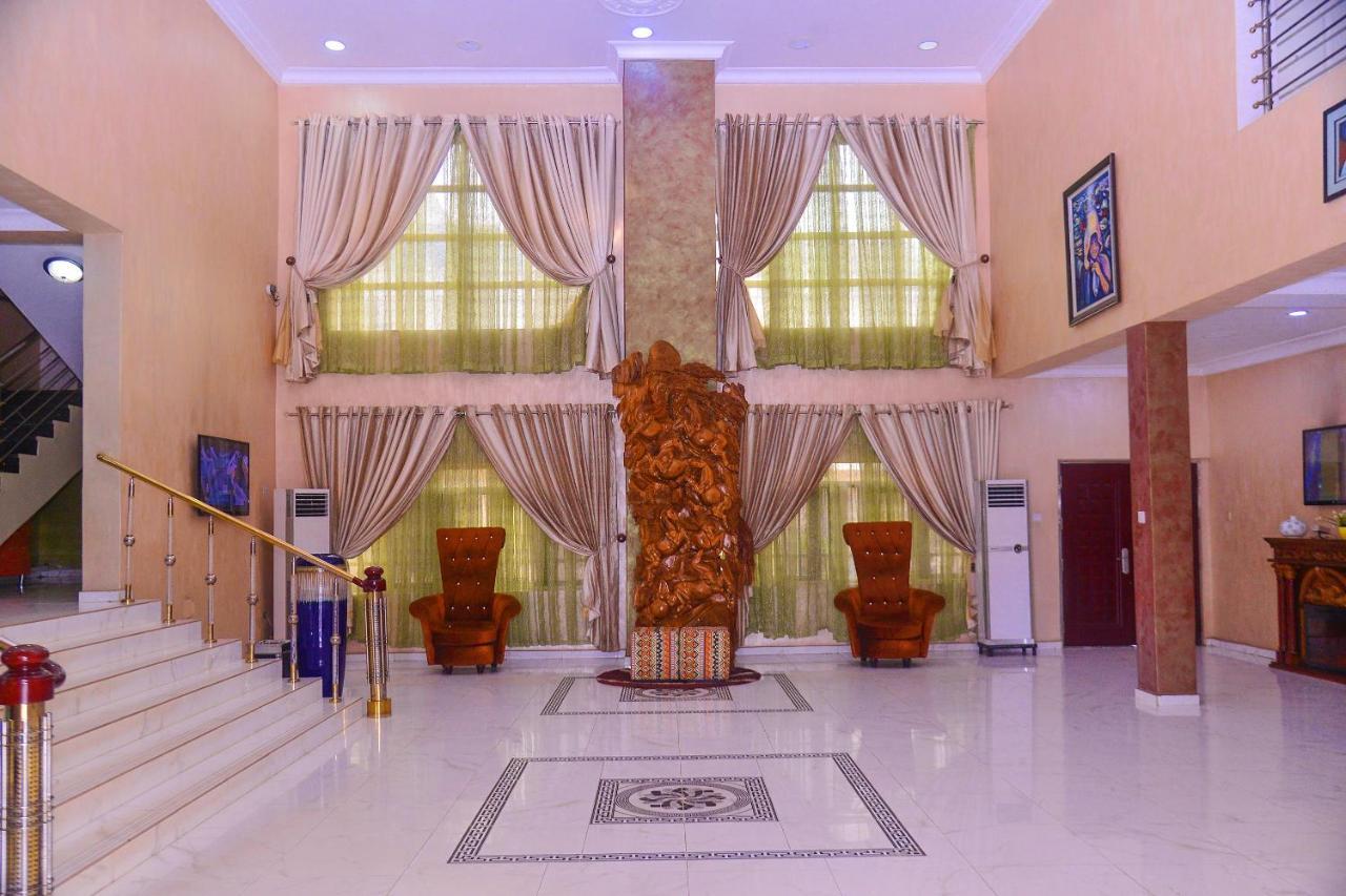 Best Western Meloch Hotel Awka Buitenkant foto